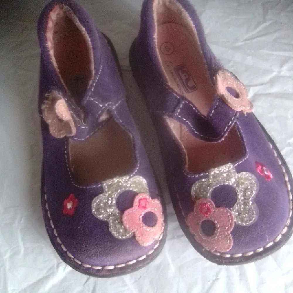 L.A UNDERGROUN Purple Kids Shoes with Floral Design